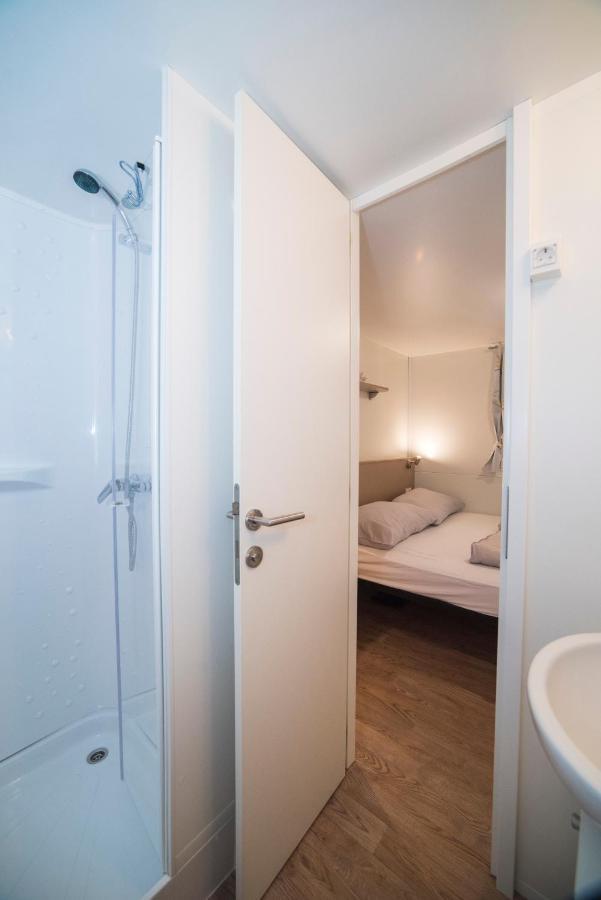Mobile Home Cube, 3 Bedrooms, Free Parking, Wifi Biograd na Moru Kültér fotó